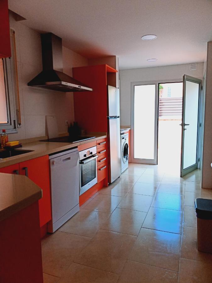 Chalet Amplio Con Jardin Y Zona Barbacoa. Реус Екстер'єр фото