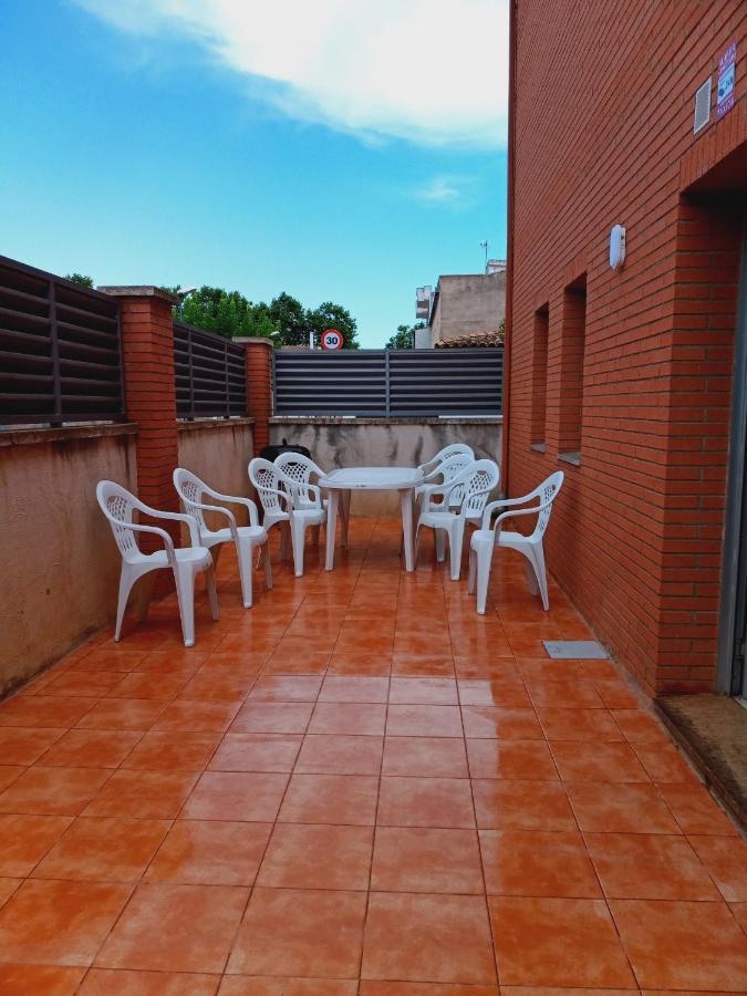 Chalet Amplio Con Jardin Y Zona Barbacoa. Реус Екстер'єр фото